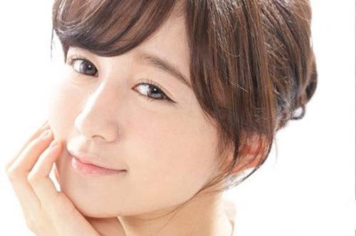 透明质酸钠是什么?保湿又抗皱,敏感肌可以用吗?