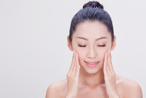 为什么敷面膜的时候会有刺痛感？应该怎么办？
